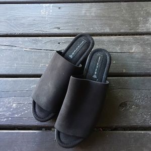 Steve Madden platform slip on sandals